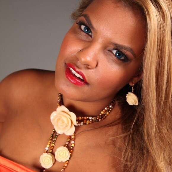 As Low As $2 Medium Peach Coraline Resin Grandiflora Rose Bead 34mm x 22mm (1) - Picture 5 of 5